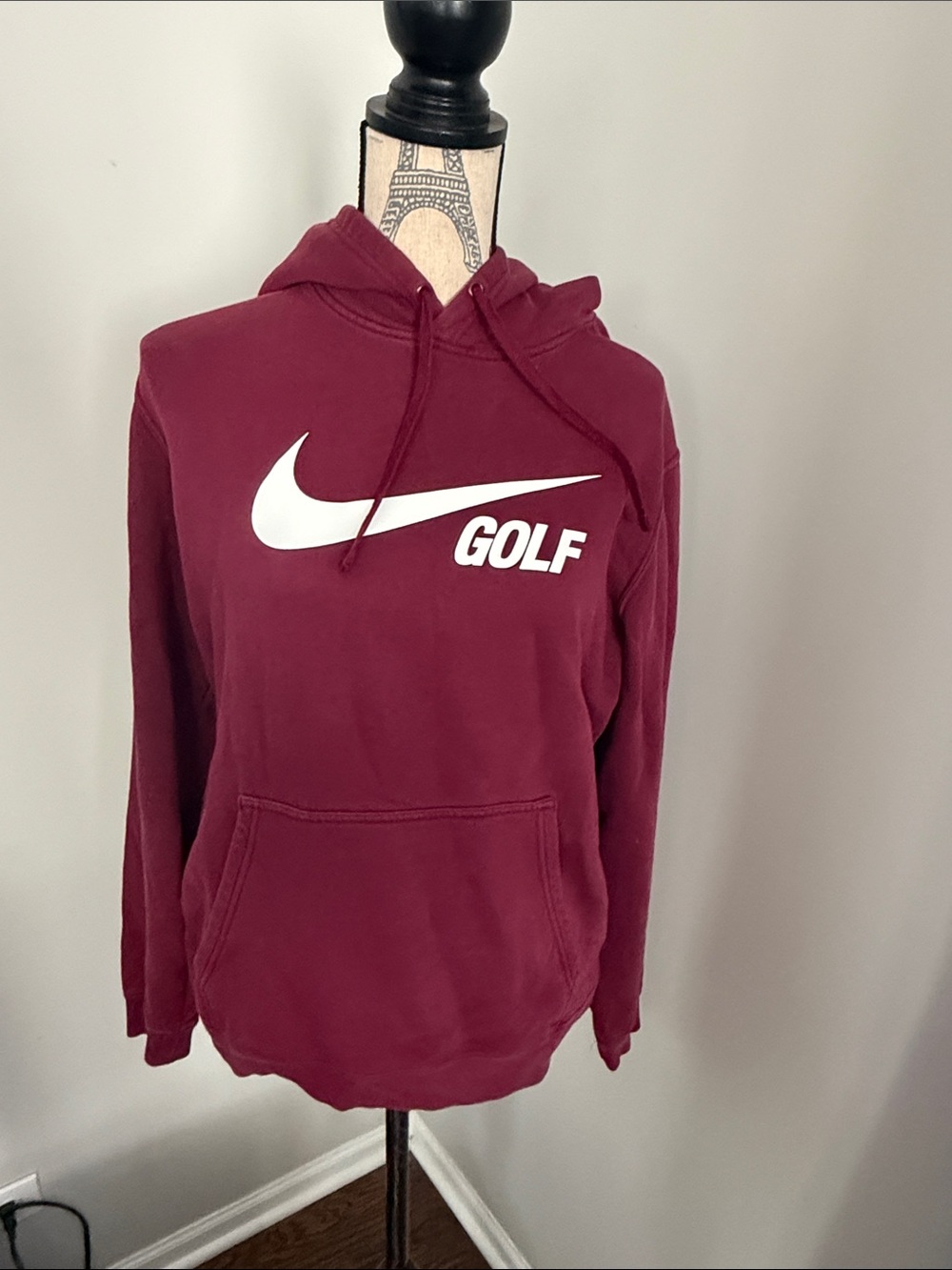 Nike Women’s Burgundy Golf Hoodie Size Medium Pullover Sweatshirt